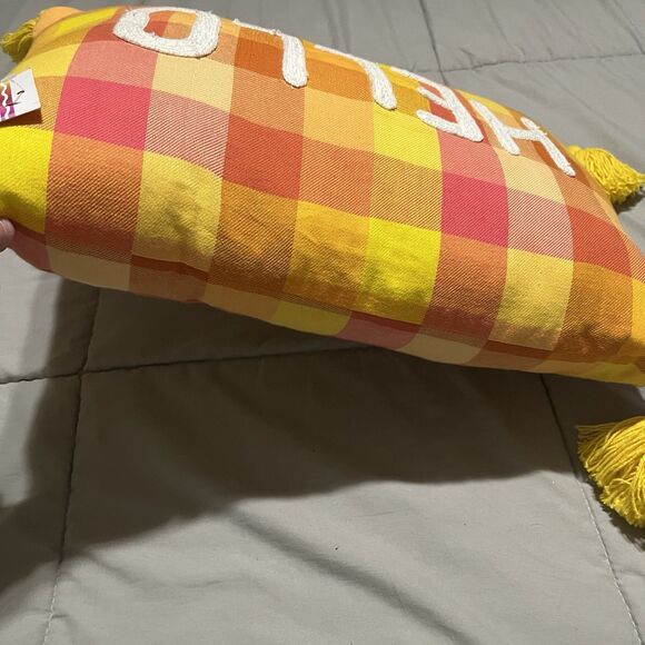 CRAYOLA X KOHL'S THROW PILLOW 14 X 20, HELLO CYBER YELLOW PLAID CHECKERED NWT - Picture 9 of 10